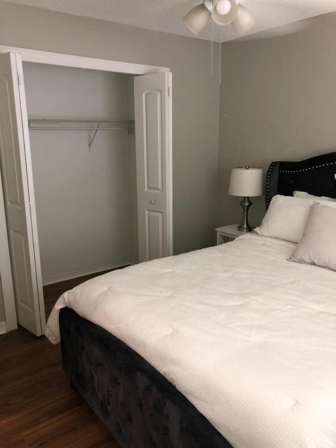 Willa Cheerful 3 Bed House In A Cul- De-Sac! Tampa Zewnętrze zdjęcie